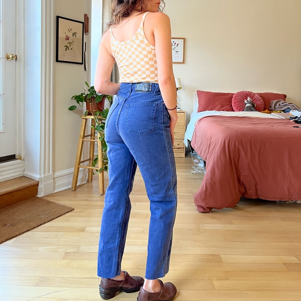 Super high-waist jeans